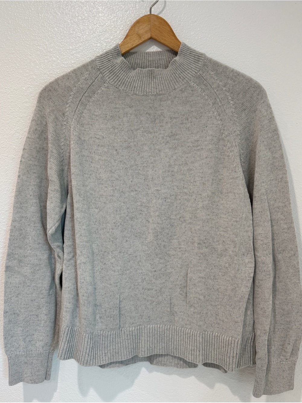 100% Cotton Mock Neck Raglan Knit Sweater Light Grey Minimalist Quiet Luxury L